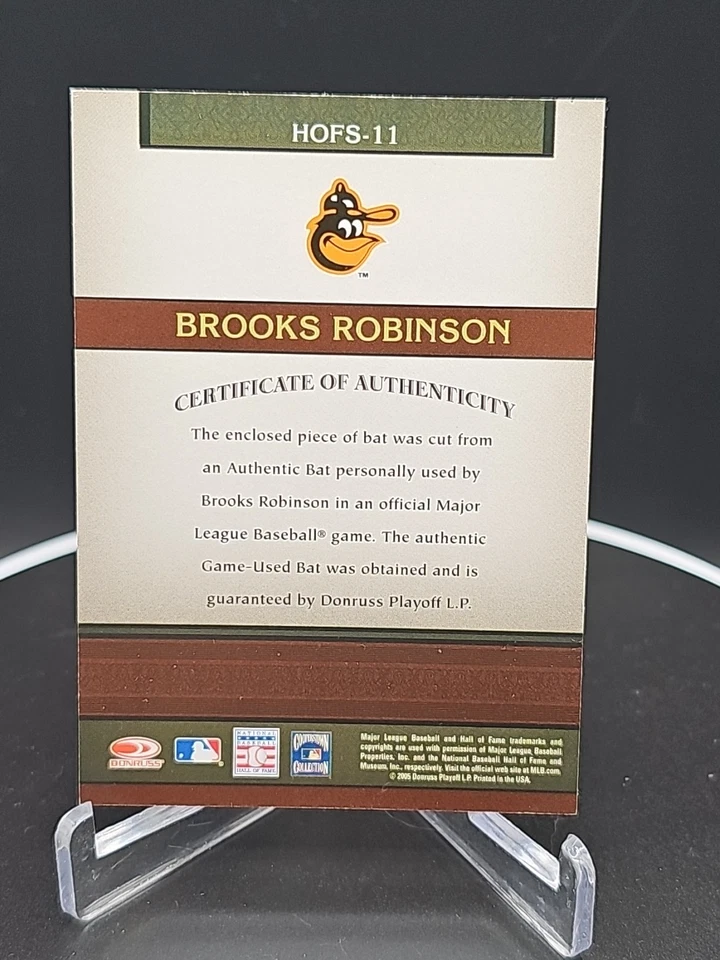 Donruss Brooks Robinson 2005 #HOFS-11 Bats Signatures (AU, MEM) Foto 3 de 4