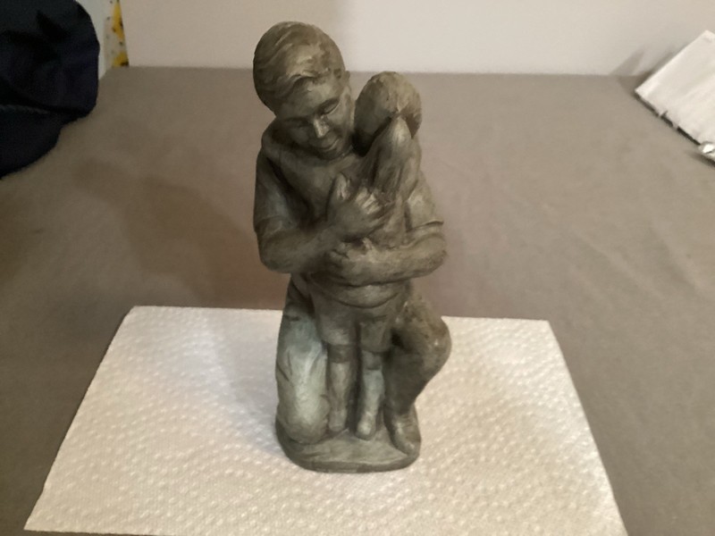 Isabel Bloom 2004 Father Hugging Daughter Figurine 8.5” by 3.5" Love You Forever