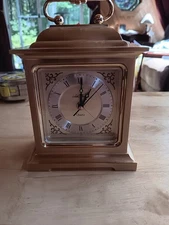 Vintage Seth Thomas Mantel Clock Gold Model number 0475 Quartz Rapture.   626