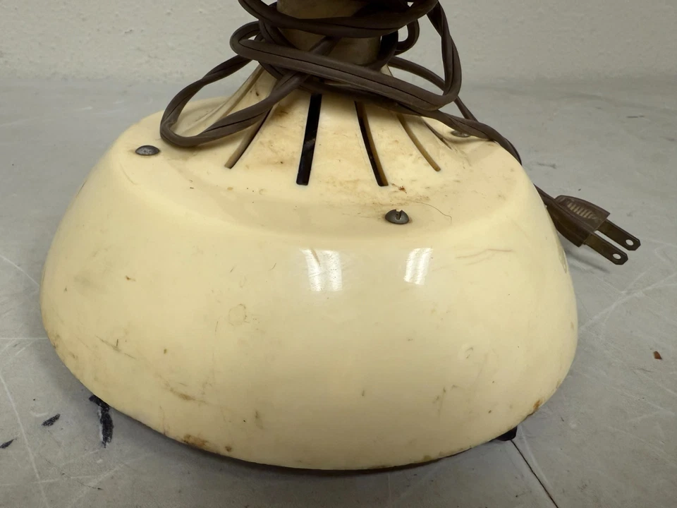 VTG 1950 s PROMOTIONAL KTTN 1240 KANSAS CITY RADIO STATION MICROPHONE - Image 2 of 4