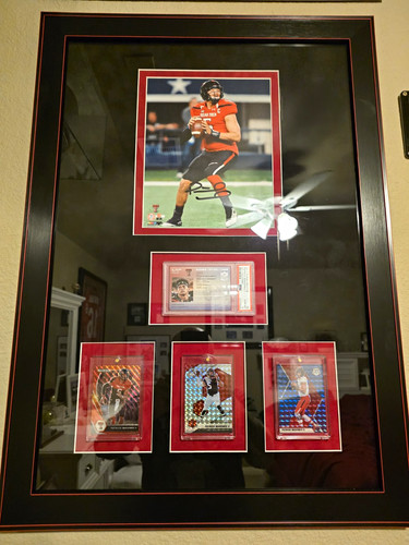Patrick Mahomes Texas Tech Framed PSA 10 Rookie Card & More 30"x21" auto-reprint