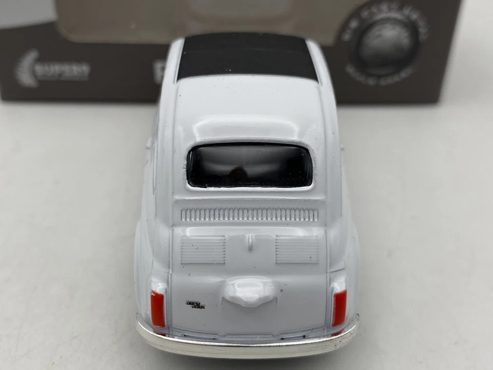 1:60 WELLY FIAT NUOVA 500 blanco techo negro coche diecast metal - Imagen 4 de 4