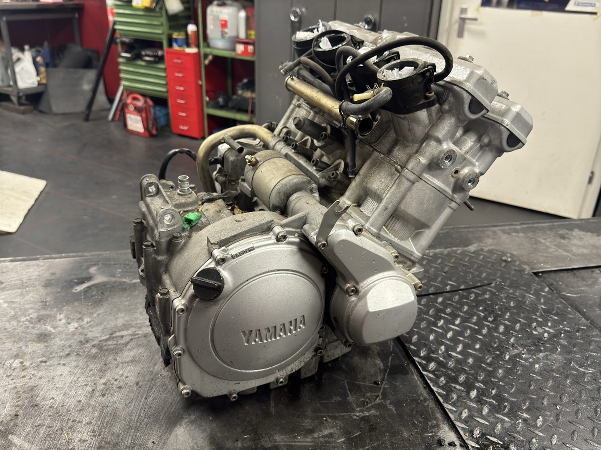 YAMAHA yzf600エンジン MOTORBLOCK Schaden Yamaha YZF 600 R Thunder Cat (1996-2002