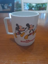 Vintage Walt Disney World Mickey Mouse Cup Mug Logo PLASTIC Melamine