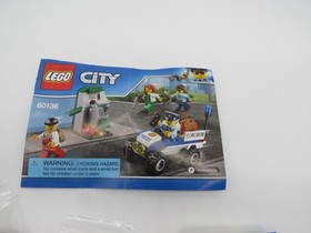 LEGO CITY Police Starter Set 60136 2017 100% Complete w/ Instructions