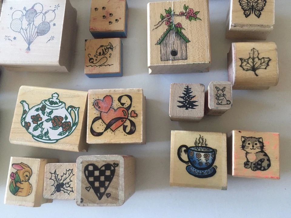 Lote de 27 estampillas vintage de madera de goma de los años 80 90 Foto 3 de 4