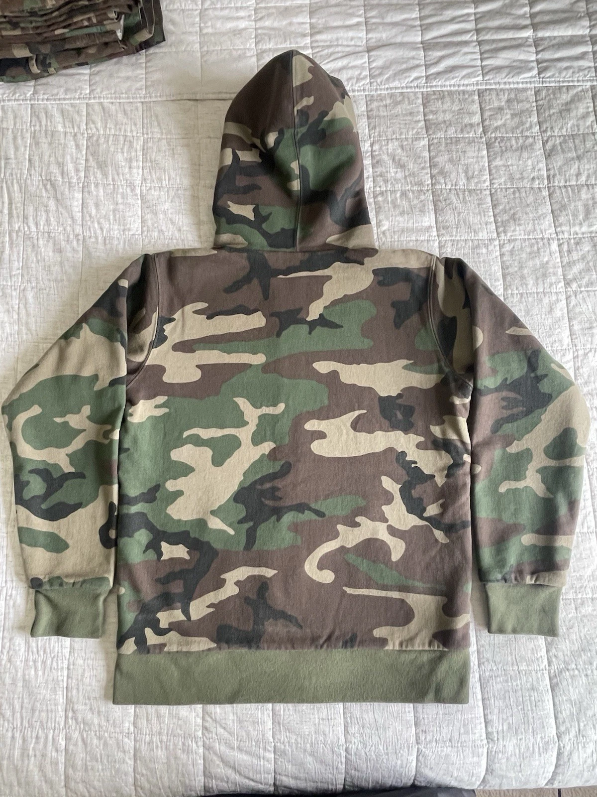 Cappuccio mimetico Supreme Woodland taglia media