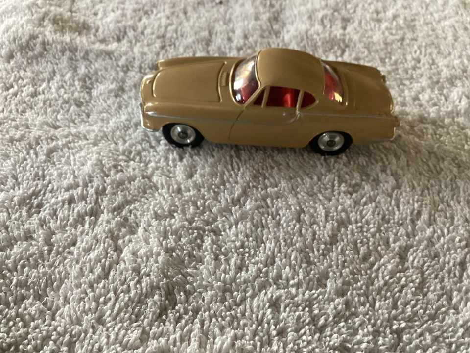 Corgi Toys 1960's Volvo 1800 #228 Tan with Red Interior Rare Find, Near Mnt. - Image 3 of 4