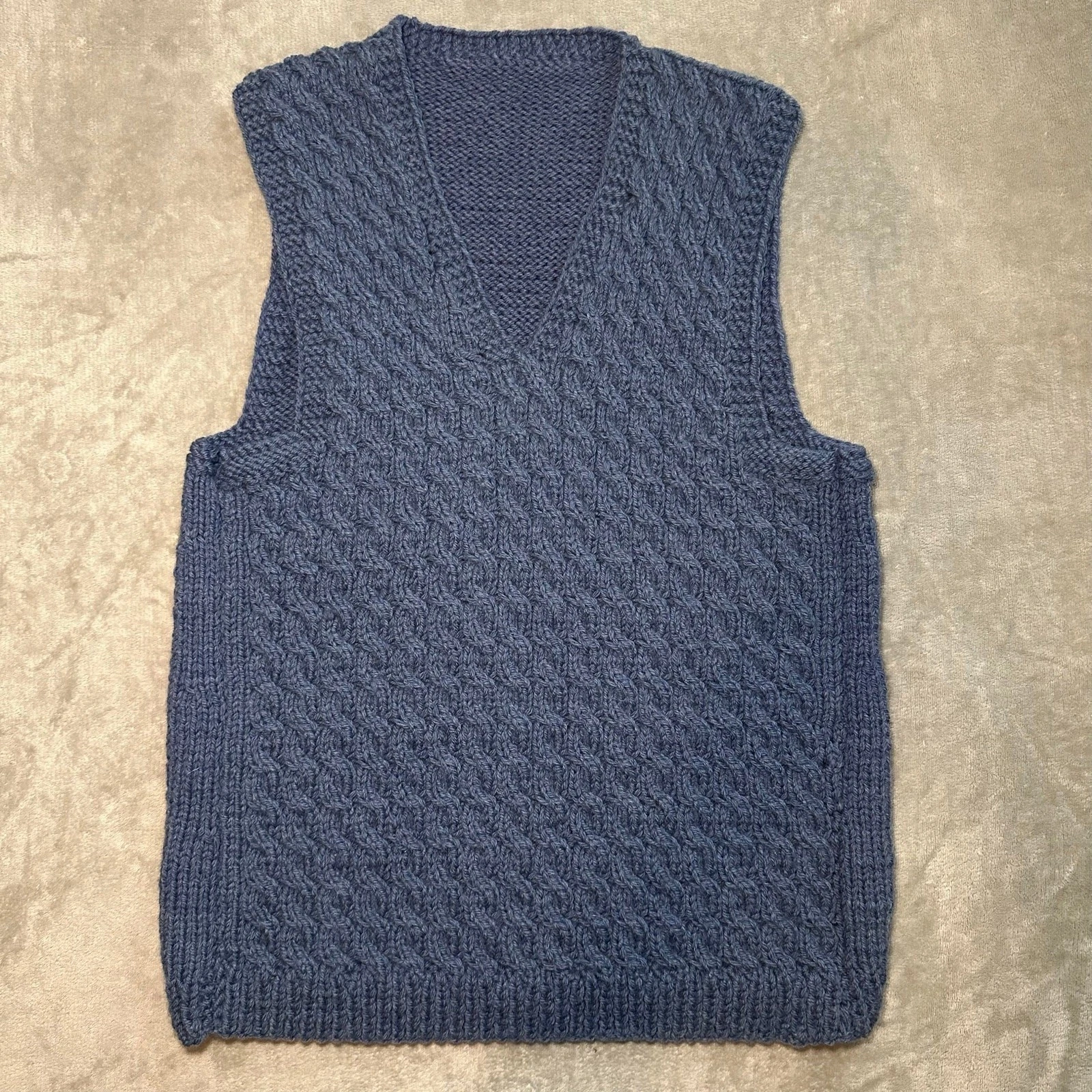 Chunky Knit Sweater Vest Unisex 38" Blue Hand Knit Grandpacore Preppy Academia