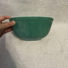 Vintage Green Pyrex Primary Color Nesting Mixing Bowl #403 2.5 Quart