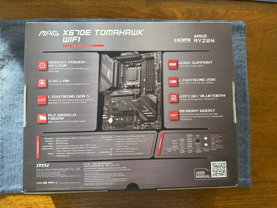 Placa madre MSI MAG X670E Tomahawk WIFI Socket AM5  Foto 2 de 4