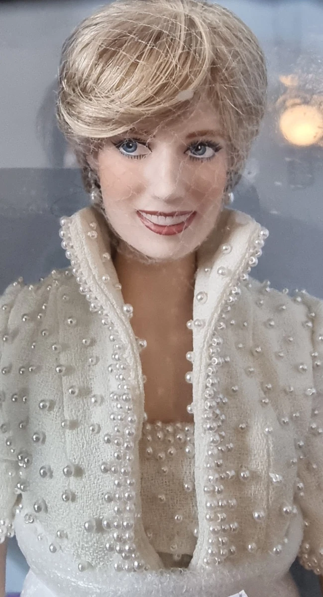 The Franklin Mint Diana Princess of Wales Porzellanpuppe NRFB Neu OVP