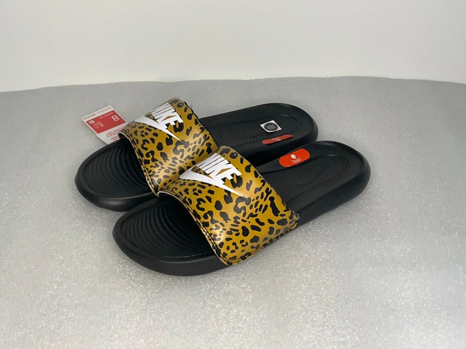 Nike Scivoli Leopardati Victori Donna CN9676 700 VARIE TAGLIE