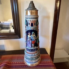 S.P. Gerz Stein 21" 4.0L Pewter Lid "Tower With Strolling Couple" #3161