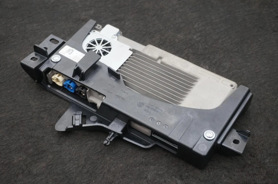 Módulo de control de cuadro de instrumentos delantero 62105B3D901 BMW 760I xDrive G70 2023-24 Foto 3 de 4