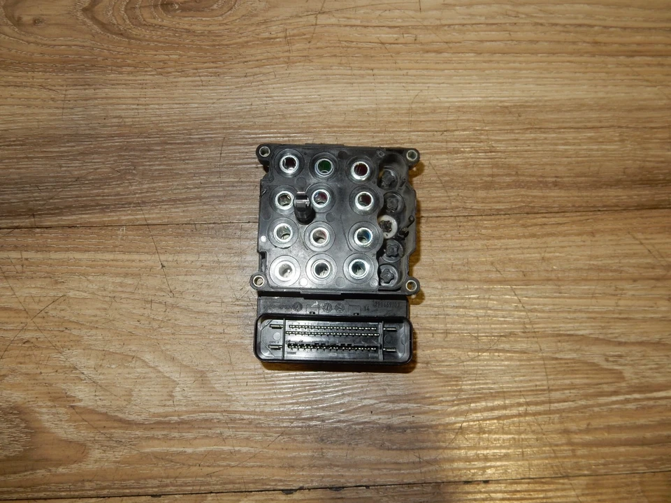 2012-14 Ford Expedition Lincoln Navigator ABS Anti-Lock Brake Unit CL14-2C219-BA - Image 2 of 4