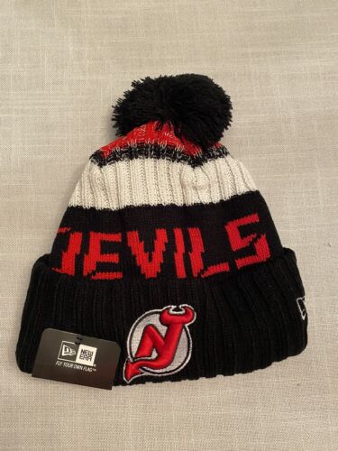 New Jersey Devils New Era Pom Tejido Sombrero Gorra Totalmente Nuevo - Imagen 1 de 3