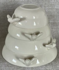 Red Envelope China Ceramic Measuring Cups Bumble Bee Hive Handle Colorful 4 Pc