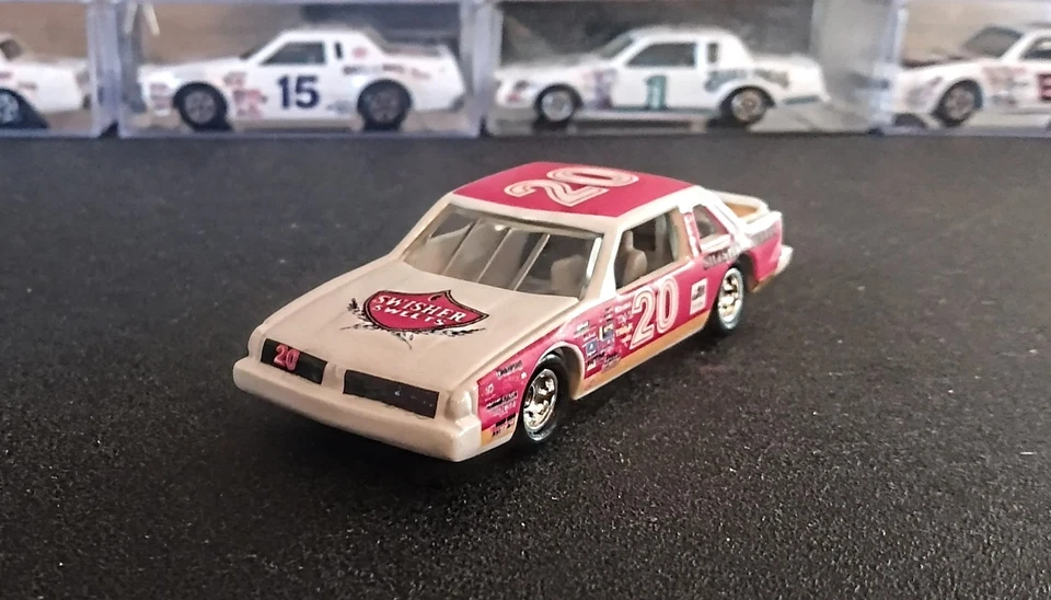 De colección Ertl 1/64 NASCAR #20 Rob Moroso Swisher Dulces/Prestone Oldsmobile Foto 2 de 4
