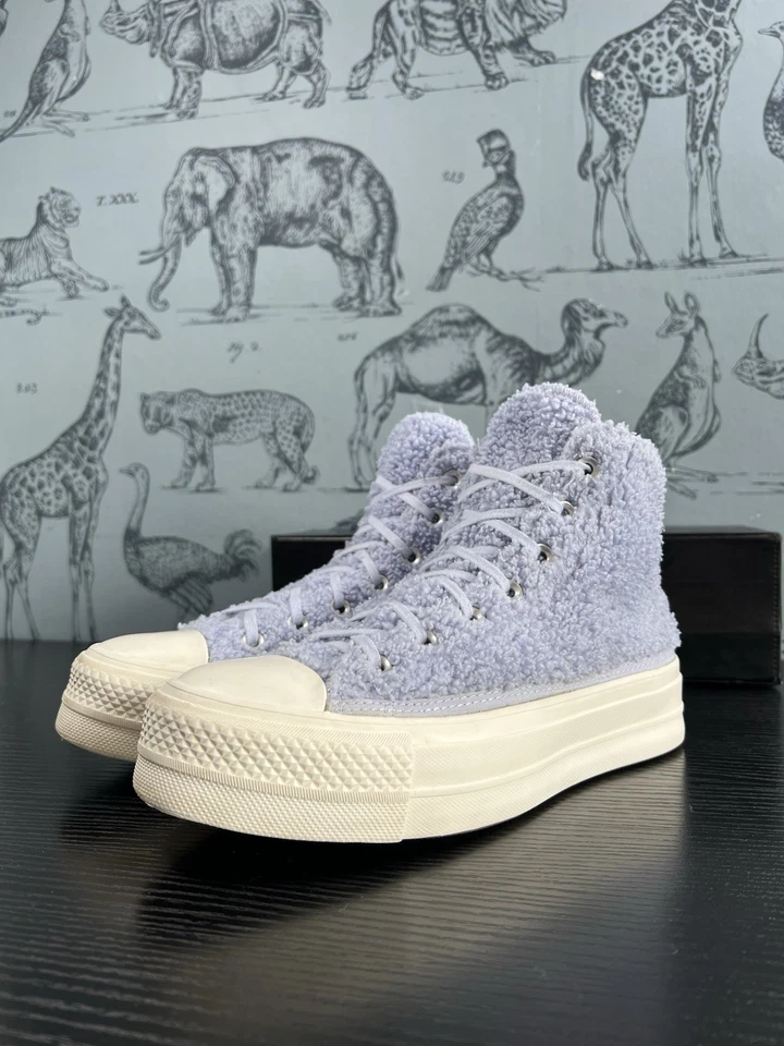 Converse Chuck Taylor All Star Lift Hi Sherpa Cosy Shearling (572240C) UK 5.5 - Image 3 of 4