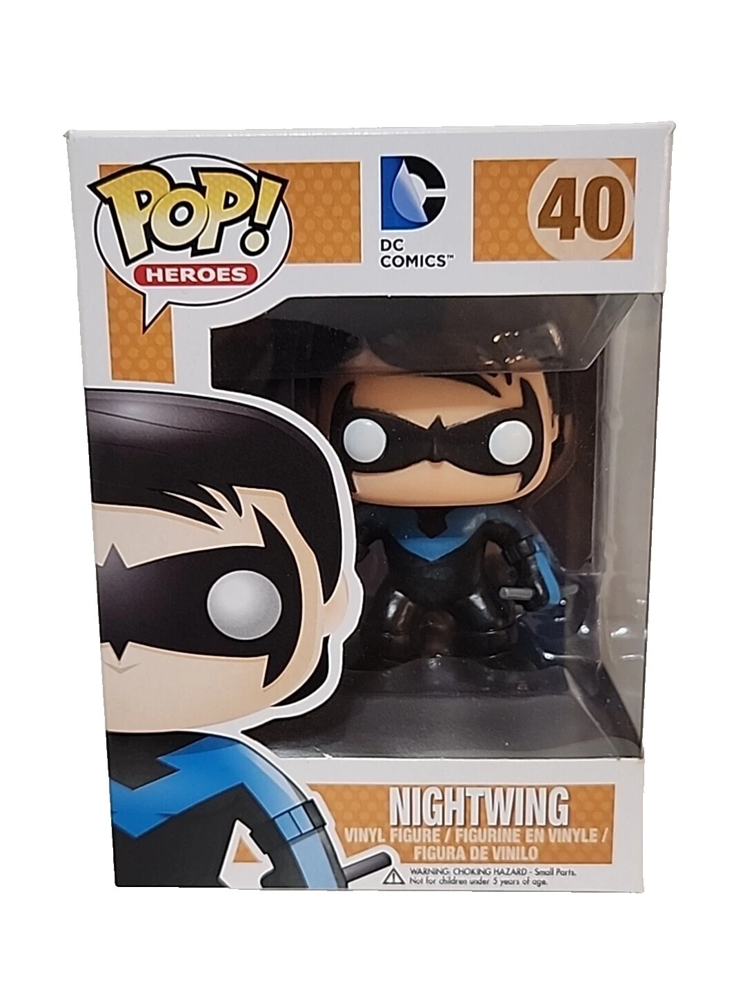 Figuras de acción Funko Nightwing y accesorios