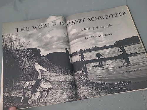 The World of Albert Schweitzer A Book of Photographs by Erica Anderson 1955 - Picture 8 of 19