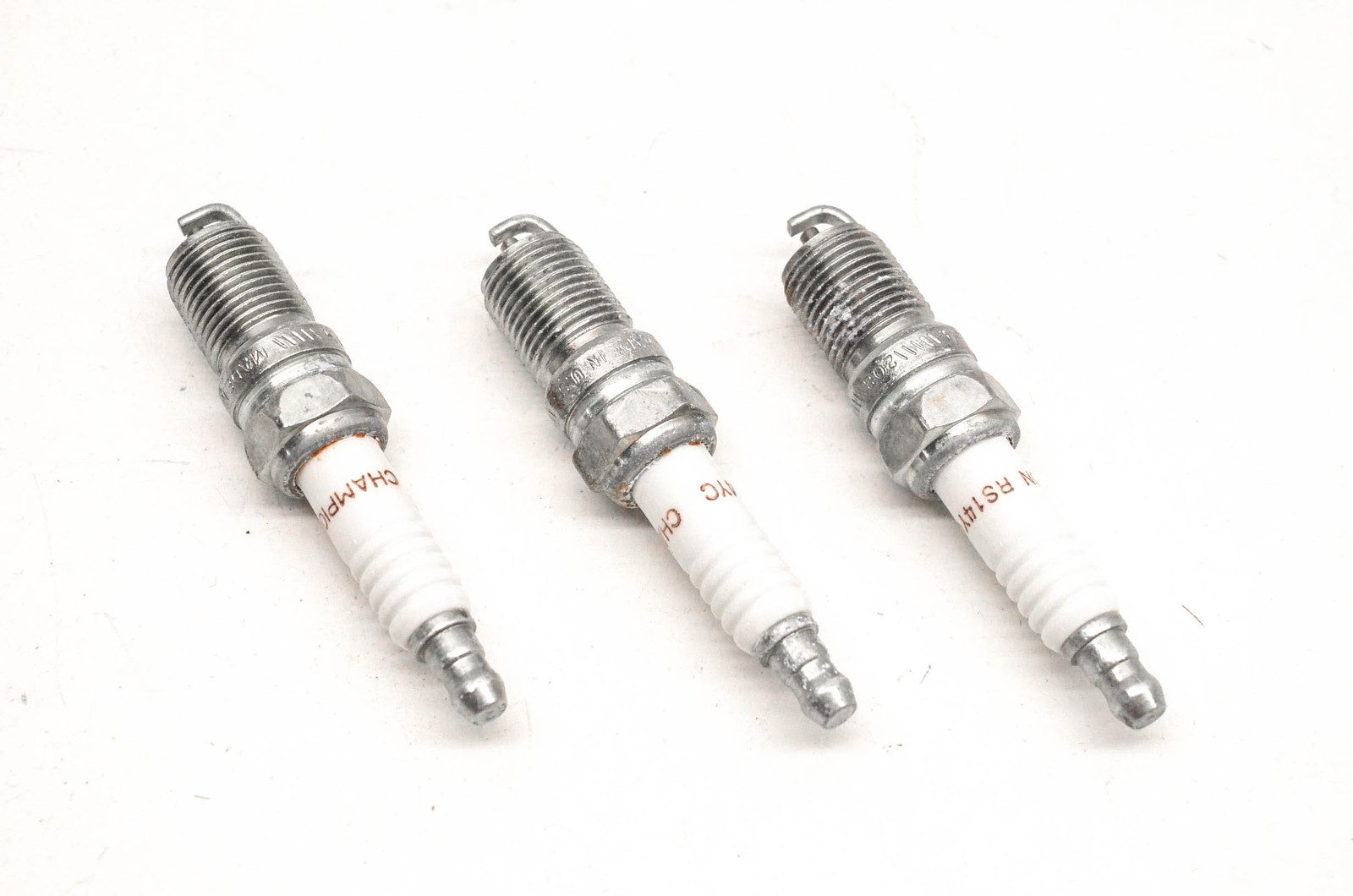 Champion 408, RS14YC Spark Plugs Qty 3 NOS