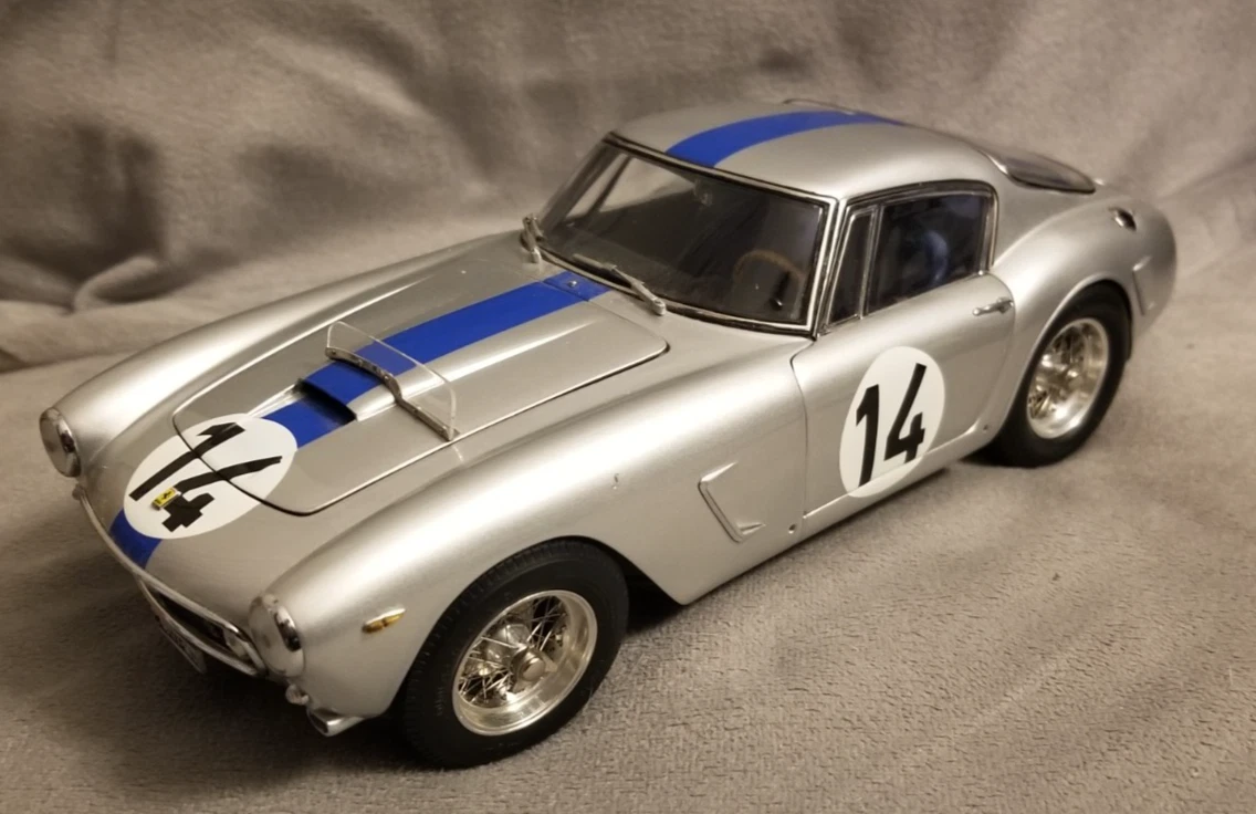 CMC Ferrari 250 GT Berlinetta SWB Contemporary Manufacture Diecast