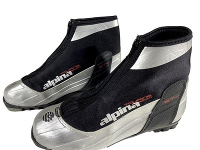 Alpina ST10 Nordic Cross Country Ski Boots Size EU39 US7 for NNN 3008