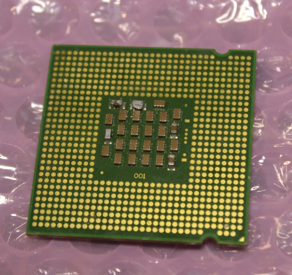 Intel Pentium 4 670 3.80ghz/2m/800 Single Core Socket LGA775 Processor SL7Z3 - Image 2 of 2