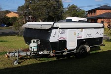 Jayco Lark Bush Pack, 2xdouble beds, hardtop, aircon, hot water, wind out awning