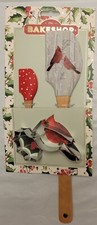 The Bake Shop 4pc Baking Set Christmas Spatula Cardinal Bird Cookie Cutters Gift