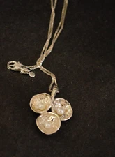 ISRAELI HAGIT GORALI CULTURED PEARL AND STERLING SILVER PENDANT WITH CHAIN