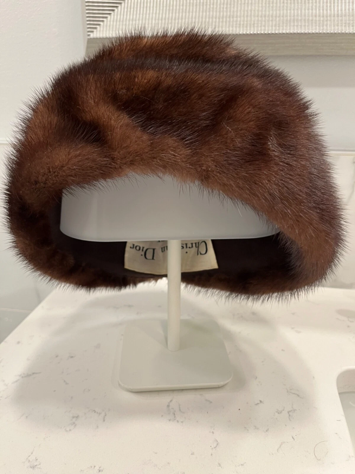 Chapeaux vintage en fourrure Christian Dior vison