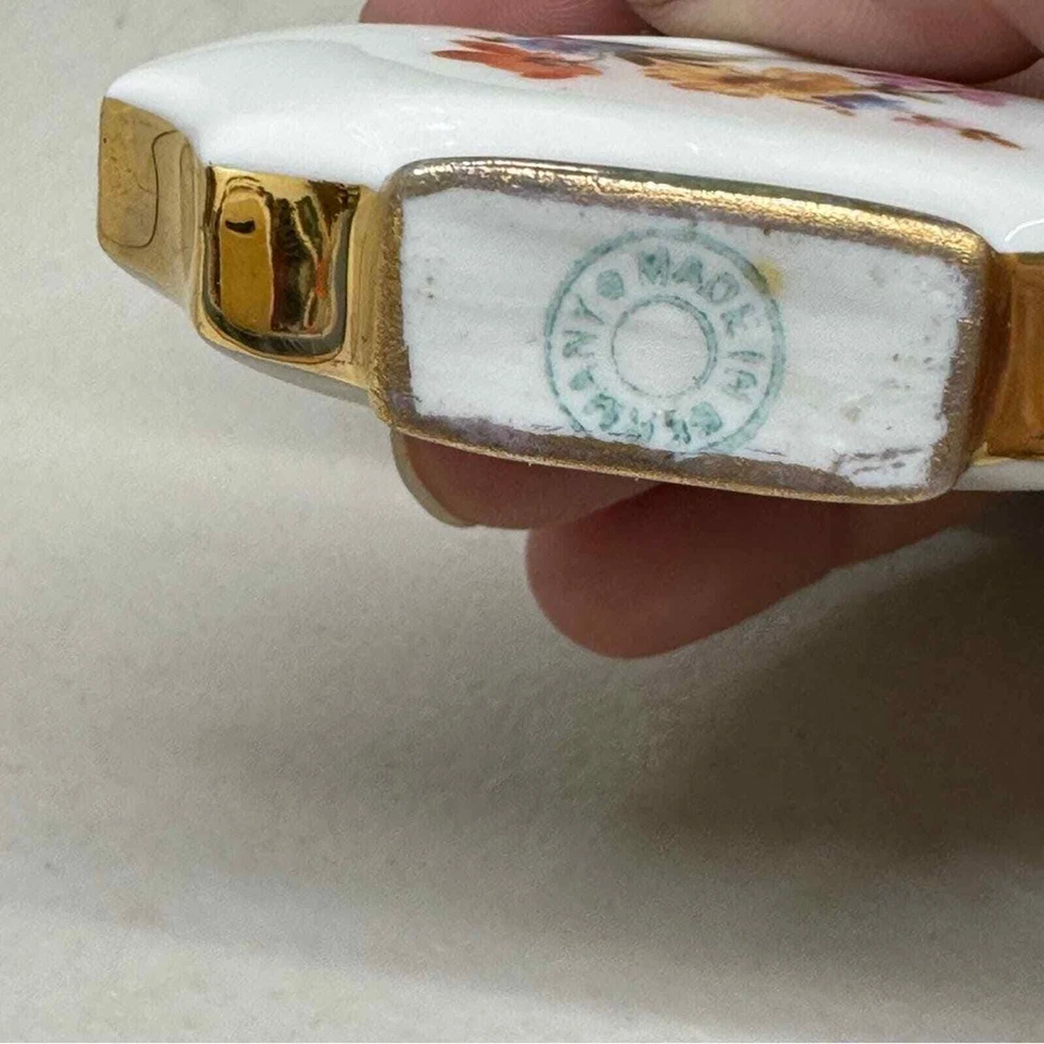 Botella de perfume vacía de porcelana miniatura vintage hecha en Alemania marcada Foto 3 de 4