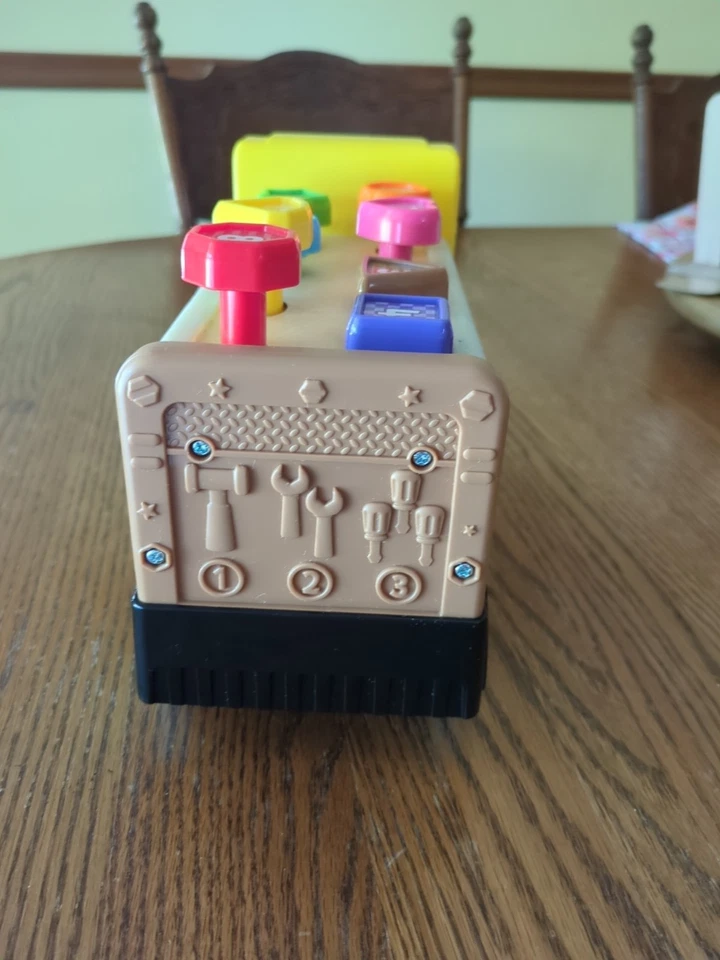 Camión de madera Leap Frog Tap-A-Peg sin Hanmer Foto 4 de 4