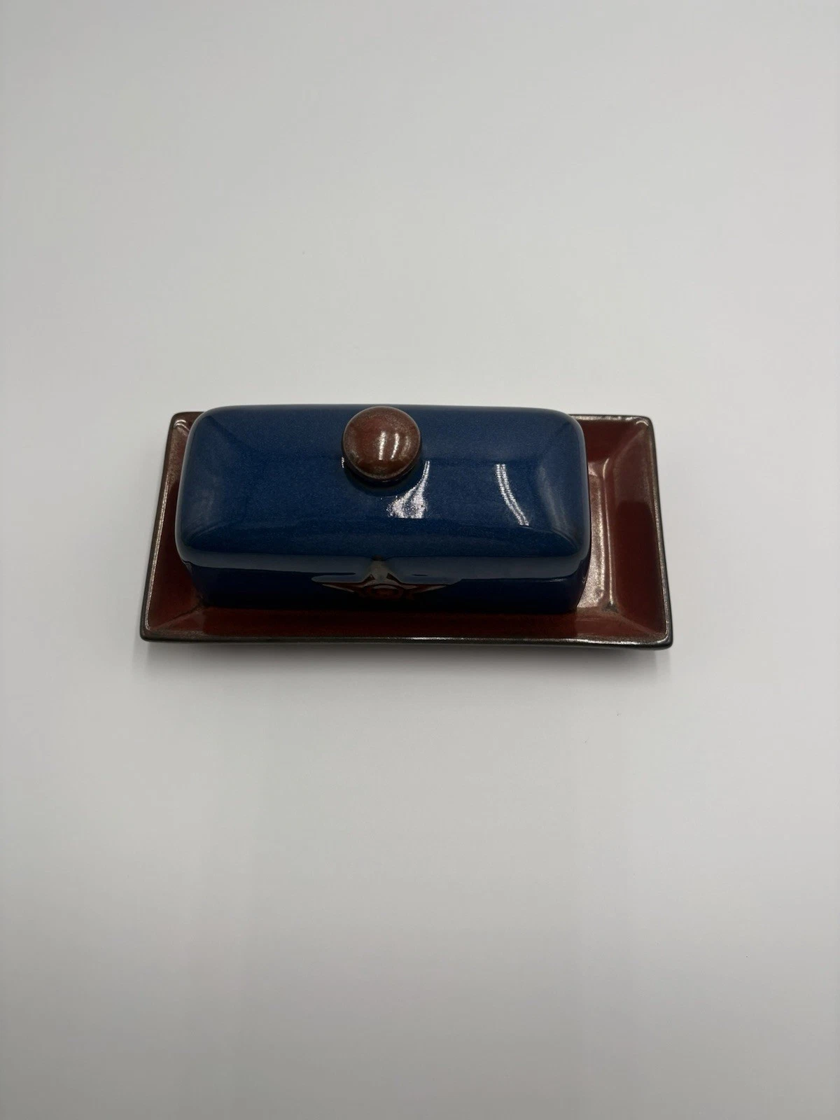 Montana Lifestyle Iron Star Covered Butter Dish Blue Bronze Star Barbwire Bottom
Opens in a new wind