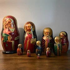 10-Piece Russian Nesting Dolls – Hand-Painted Matryoshka