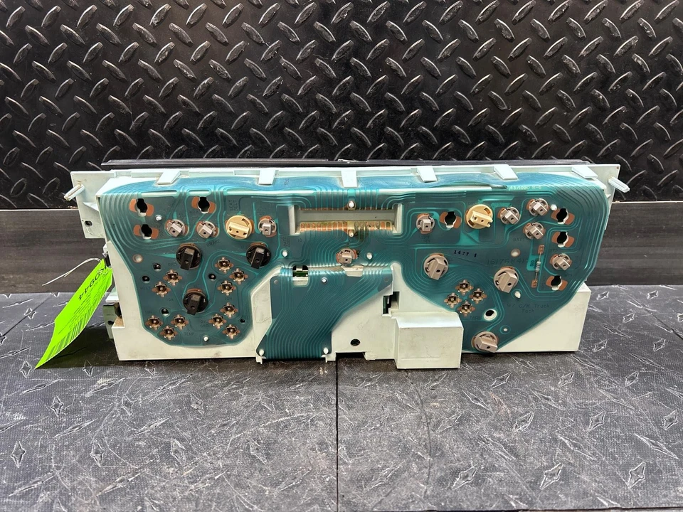 97-2000 CT3500 Velocímetro Gasolina 8-454 (7.4L) MT 16205415 Gasolina 182K Foto 3 de 4