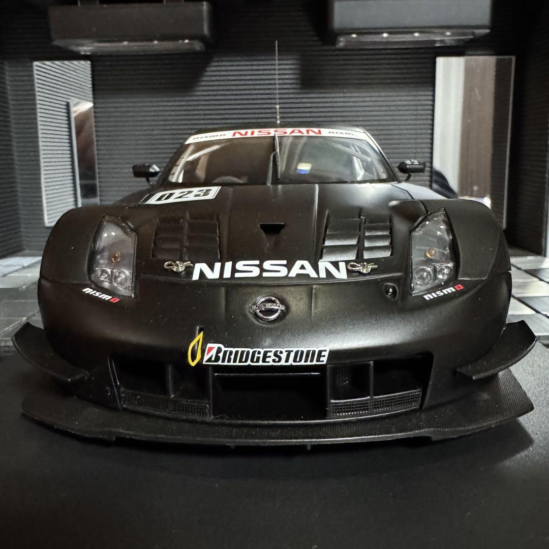 Nissan Fairlady Z JGTC 2004 test car autoart 1/18 with box Nissan Fairlady Z JGTC 2004 test car autoart 1/18 with box