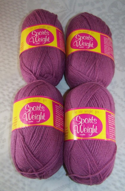 4 Skeins Wintuk Sports Weight Caron Yarn 2 oz #3218 ...