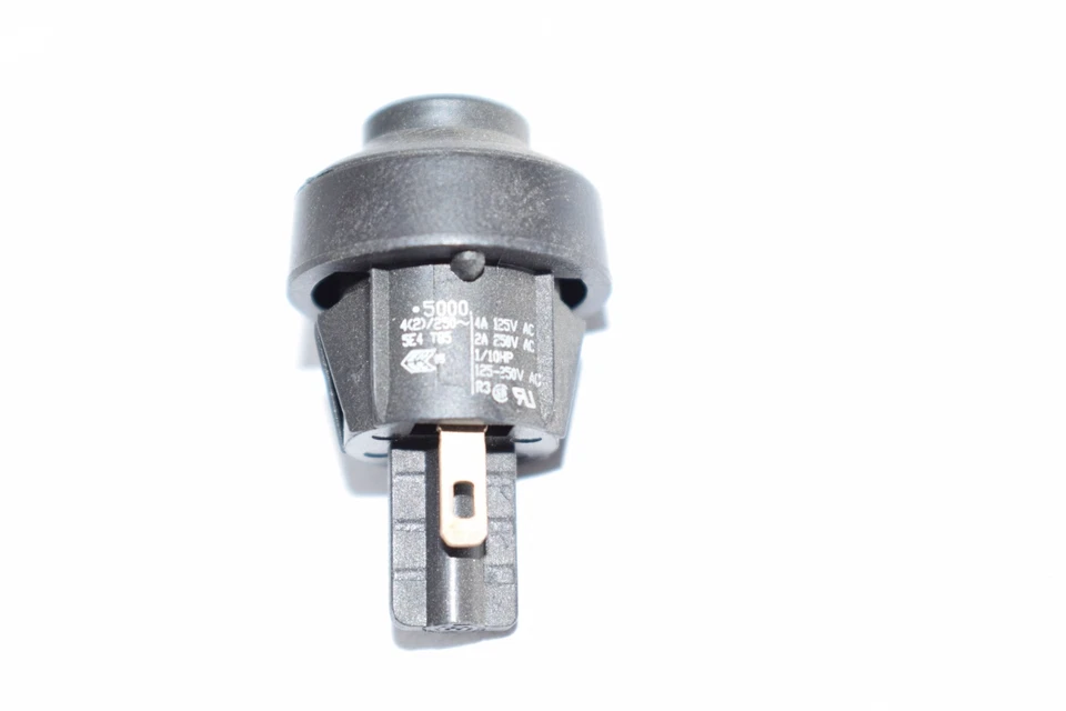 NEW Ingersoll Rand 5000 4(2)250 4A 125V 1/10HP Pushbutton Switch - Image 3 of 3