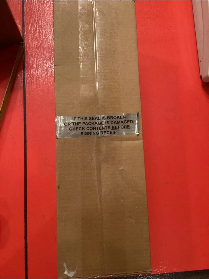 APC AP9560, Black, Basic Rack PDU, I0 Outlet, 120V 24A, Tested Working - Image 2 of 3