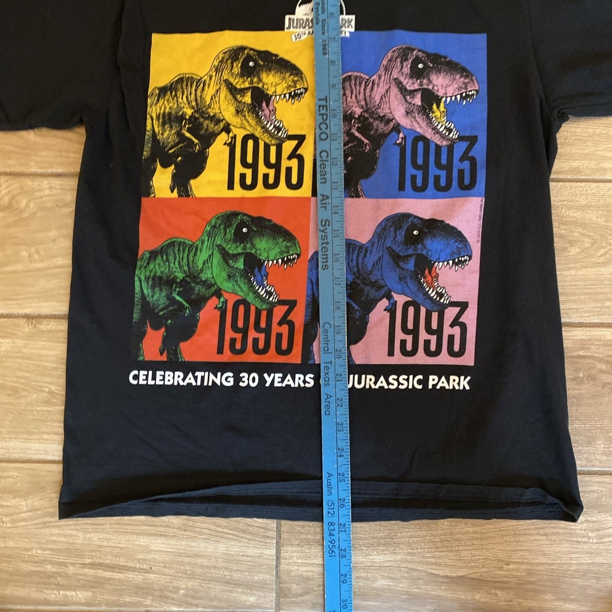 Jurassic Park 30th Anniversary Shirt Size Large T-Rex USC LLC And Amblin View 4