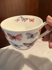 Harvest Green Studio BUTTERLY Mug Designed in England Bone China MINT CONDITION