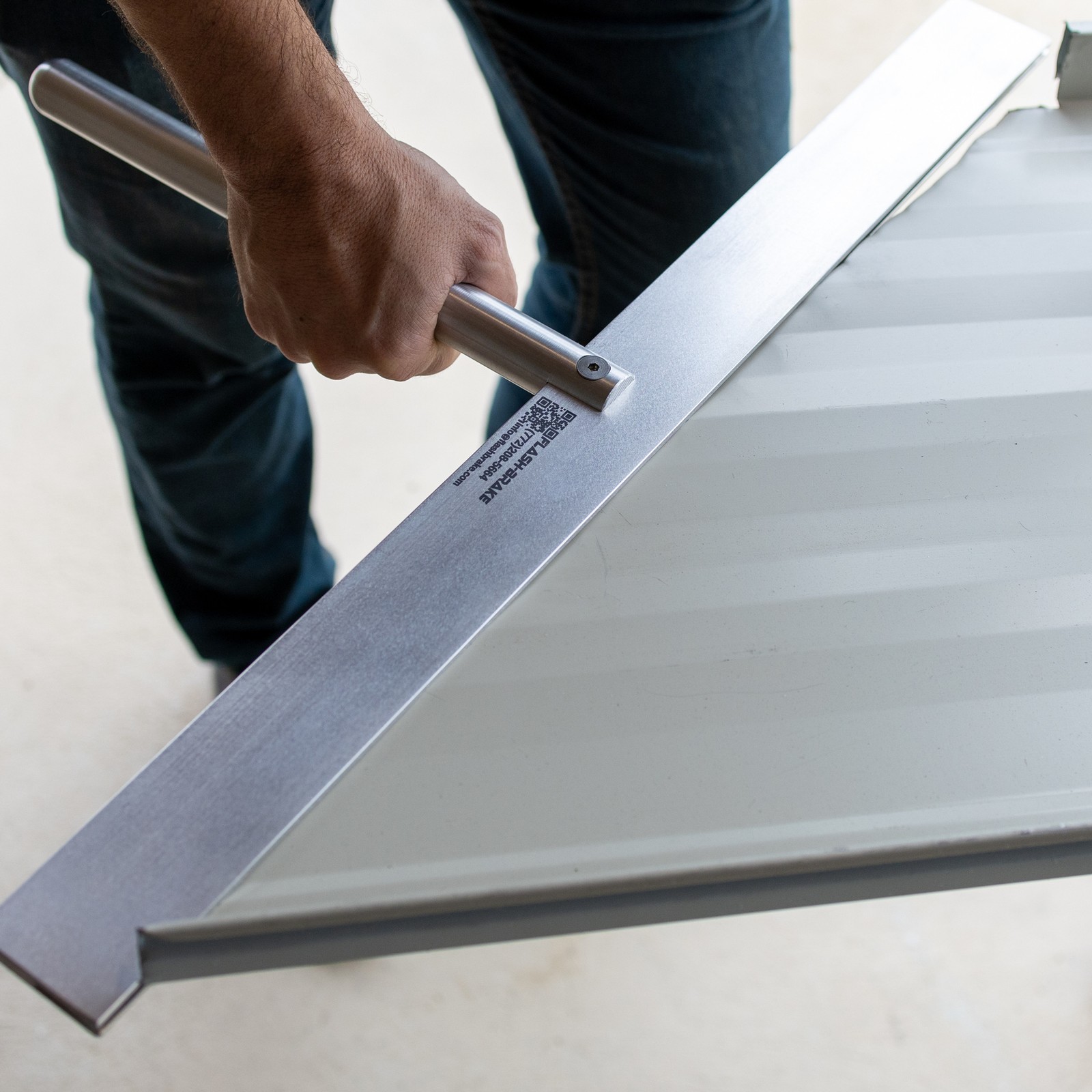 19-24in Flash-Brake Standing Seam Metal Roof Eave Edge Bending Tool