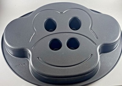 Wilton Monkey Face Fun Fill Cake Pan - Retired Novelty Bakeware