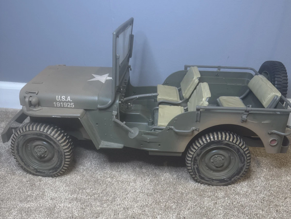 Hasbro 1:6 Scale Jeep Military & Adventure Action Figures for sale