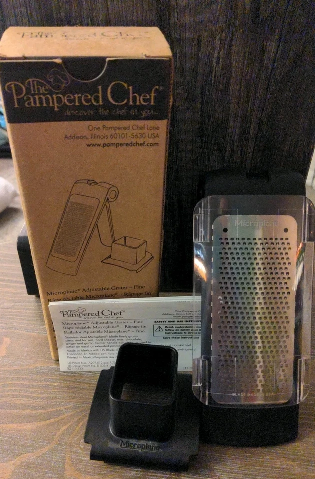 The Pampered Chef Microplane verstellbare Reibe fein # 1105