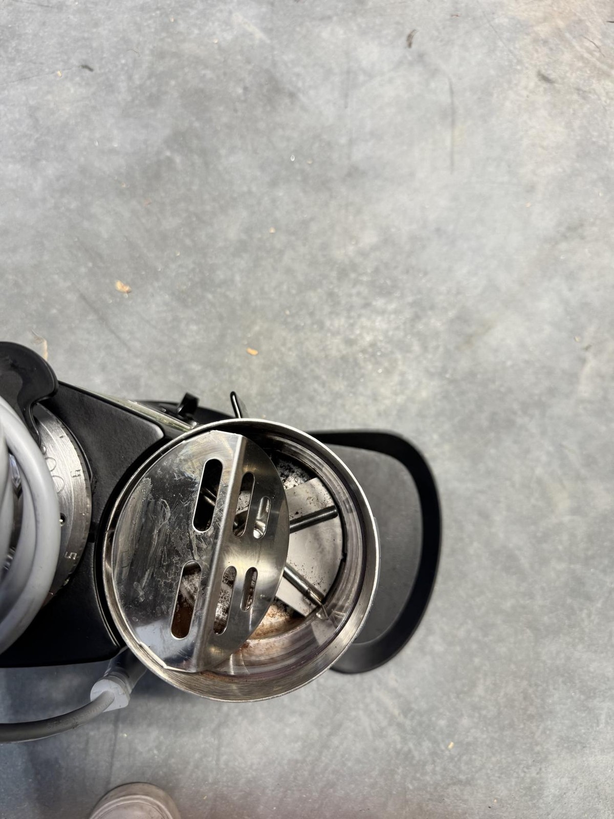 Mazzer Luigi Spa Espresso Coffee Grinder - Broken Knob, Functional